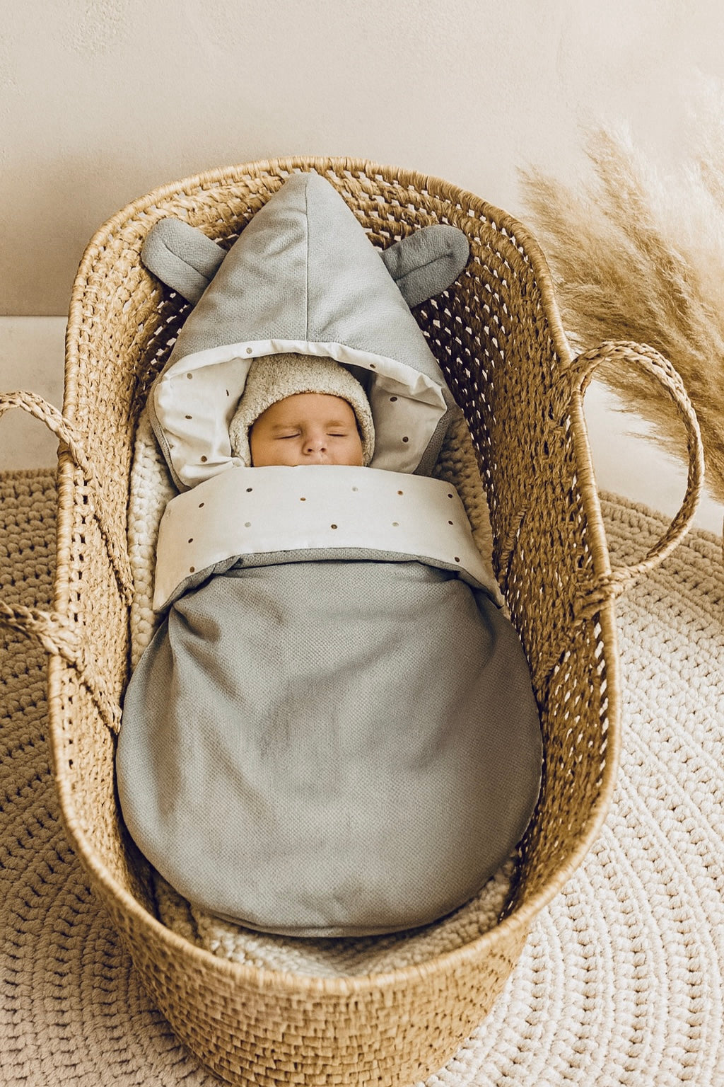 Winterfußsack Fußsack Babyschale Winter Herbst Babyfußsack warm, Einschlagdecke Baby Kinderwagen Bett Wiege Buggy universal 3-Punkt und 5-Punkt Gurt GRAU